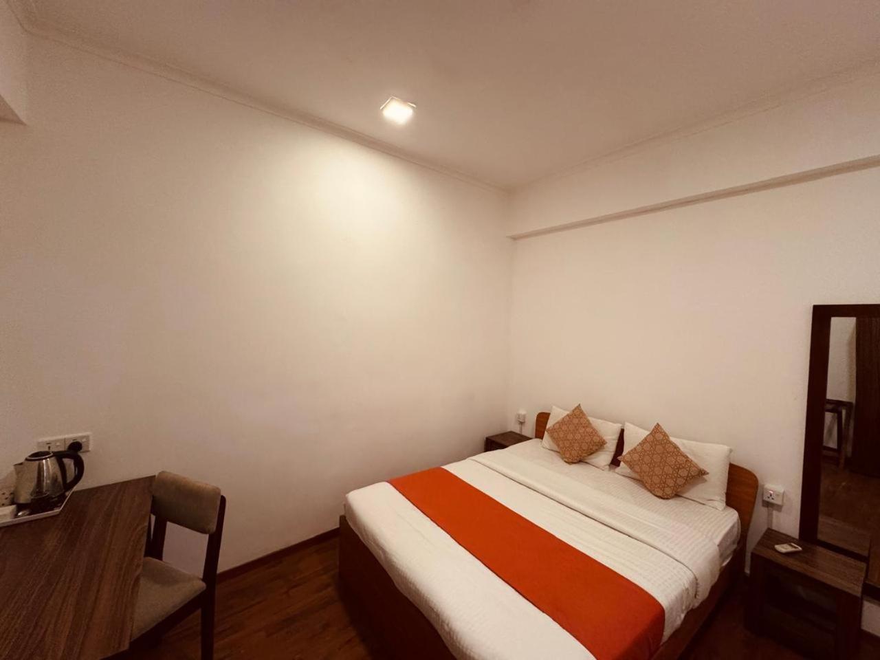 Cityrest Fort Коломбо Екстериор снимка