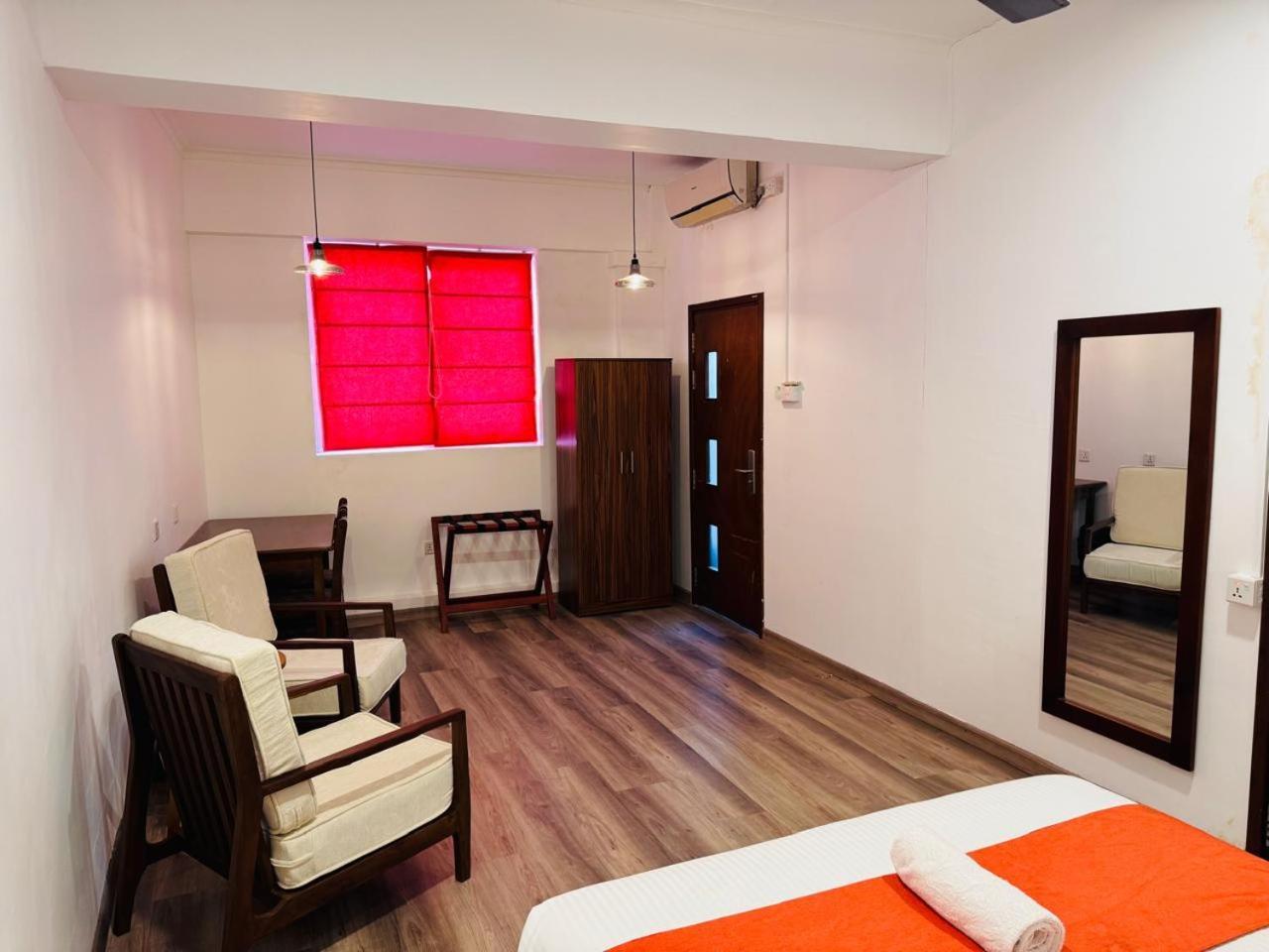 Cityrest Fort Коломбо Екстериор снимка